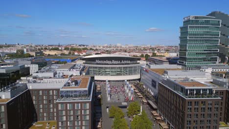 Mercedes-Benz-Arena-City-Berlin-Deutschland-Sommer-23