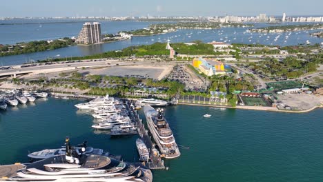Aerial-view-of-yachts-in-Miami's-harbor