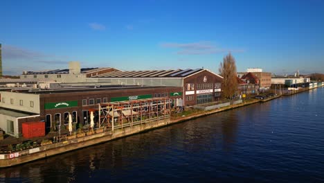 Tiefland,-Ehemaliger-Storck,-Restaurant-Und-Kromhouthal-Neben-Dem-IJ-Fluss-Amsterdam