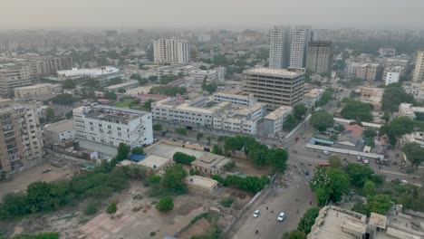Vista-Aérea-Urbana-De-La-Carretera-Ma-Jinnah,-Karachi.pakistán