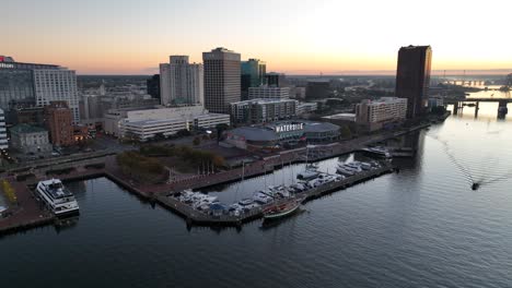 Sunrise-over-Norfolk-skyline-and-waterside-of-Elizabeth-River