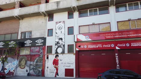 Fußballstadion-Diego-Armando-Maradona,-Argentinischer-Berühmter-Fußballspieler-In-Buenos-Aires,-Väterliches-Viertel