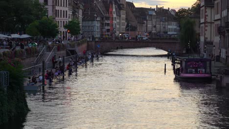 Strasbourg-Has-Subtle-blend-of-tradition-and-modernity,-historical-monuments-now-stand-alongside-the-most-modern-structures