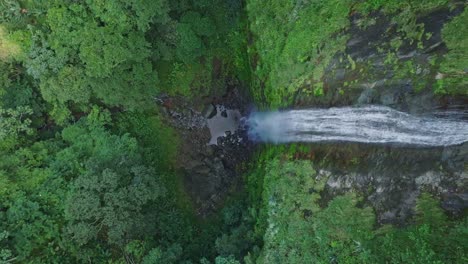 Aerial-top-down,-Salto-del-Rodeo-waterfall-in-the-Dominican-Republic-rainforest