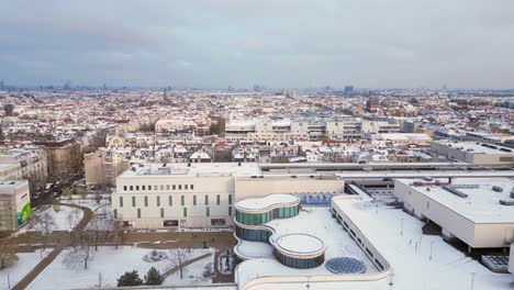 Navidad-Berlín-Nevado-Nublado-Invierno-Nieve-En-Los-Tejados
