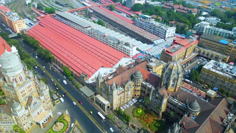 Terminal-De-Chhatrapati-Shivaji-Maharaj-Y-Oficina-Central-De-La-Corporación-Municipal-De-Brihanmumbai-Vista-Aérea-Nocturna-De-La-Ciudad-De-Mumbai