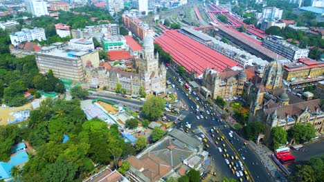 Terminal-De-Chhatrapati-Shivaji-Maharaj-Y-Oficina-Central-De-La-Corporación-Municipal-De-Brihanmumbai-Vista-Aérea-Nocturna-De-La-Ciudad-De-Mumbai