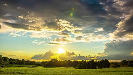 Timelapse-of-a-dramatic-sky-on-a-green-beautiful-countryside-landscape