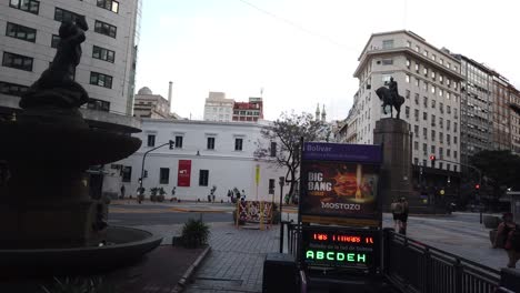 U-Bahn-U-Bahn-Eingang-Treppe-Buenos-Aires-Stadt-Argentinien-San-Telmo-Straßen