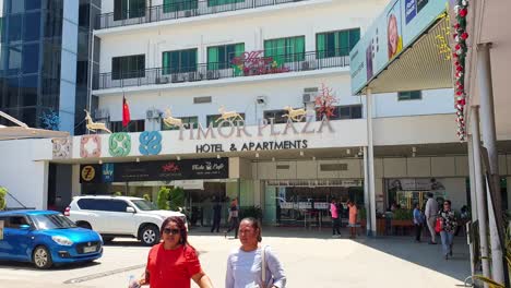 Vista-Exterior-Del-Popular-Hotel-Timor-Plaza,-Complejo-De-Apartamentos-Y-Centros-Comerciales-En-La-Ciudad-Capital-De-Dili,-Timor-Oriental,-Sudeste-De-Asia