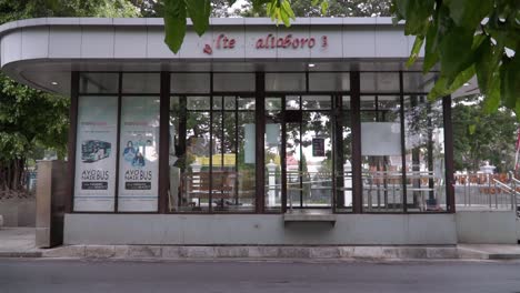 The-bus-stop-is-empty-of-bus-passengers