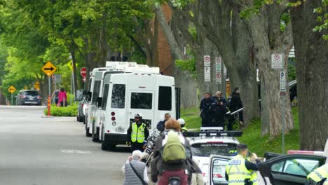 Los-Agentes-De-Tránsito-Y-Los-Policías-Desplegados-Están-En-Espera-Para-Garantizar-La-Seguridad-De-Los-Delegados-De-La-Cumbre-Del-G7-Celebrada-En-La-Ciudad-De-Québec,-Québec,-Canadá.