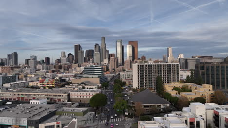 Downtown-Los-Angeles-skyline-from-the-arts-district
