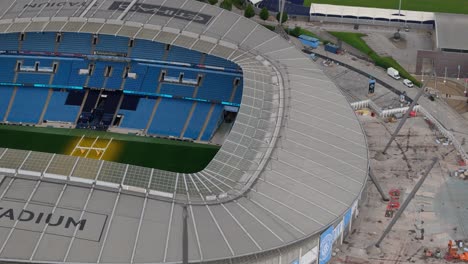 Arco-De-Drones-Sobre-El-Estadio-Etihad,-Sede-Del-Manchester-City-F.