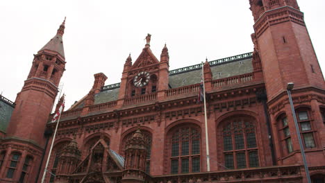 Außenansicht-Des-Birmingham-Magistrates-Court,-Großbritannien