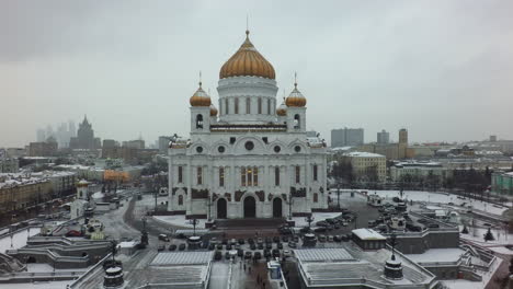 Blick-Auf-Moskau-Mit-Der-Christ-Erlöser-Kathedrale-Nach-Hinten-Fliegen