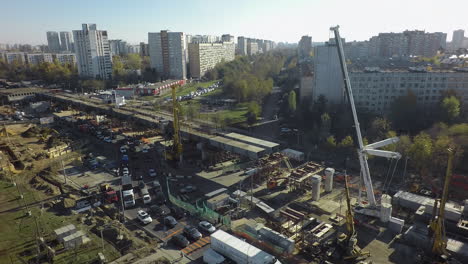 Vista-Aérea-De-Moscú-Con-La-Estación-De-Metro-En-Construcción-Rusia