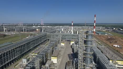 Facilities-of-oil-refinery-aerial-view