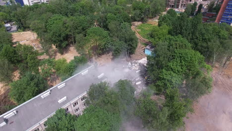 Aerial-view-of-half-demolished-old-panel-apartment-house