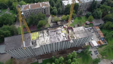 Construcción-De-La-Casa-De-Apartamentos-Vista-Aérea