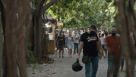 Summer-city-fair---wide-shot