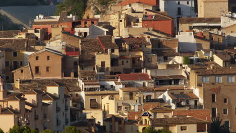 Casas-Antiguas-En-El-Pueblo-De-Montaña-De-Polop-En-España.