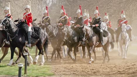 The-highly-impressive-Life-Guards-and-Blues-and-Royals-on-inspection-for-the-Platinum-Jubilee