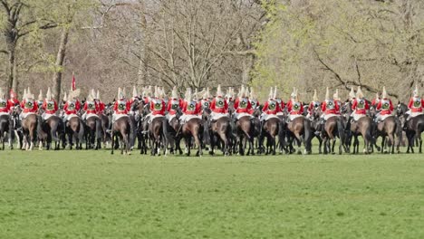 Life-Guards-on-the-Parade-Grounds-for-the-Major-Generals-Inspection-2022