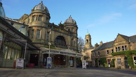 Beautiful-old-fashioned-Opera-House