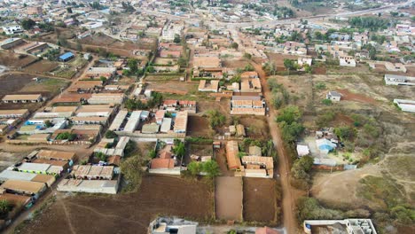 Asentamiento-Seco-De-La-Aldea-Rural-De-África.