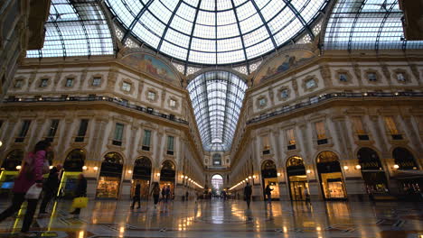 Galerie-Vittorio-Emanuele-Ii-In-Mailand