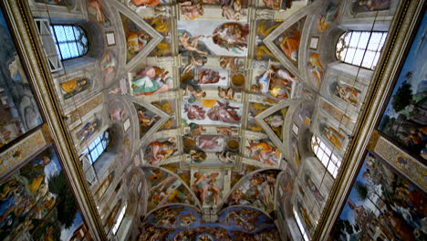 Ceiling-of-Sistine-Chapel-in-Vatican-City