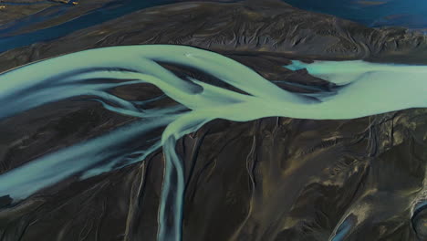 Flusszöpfe-Kálfafell-In-Island---Drohnenaufnahme-Aus-Der-Luft