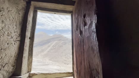 Blick-Auf-Das-Hunza-Tal-In-Pakistan,-Von-Der-Touristenattraktion-Altit-Fort-Aus
