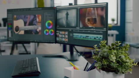 Close-up-on-professional-computer-placed-on-desk