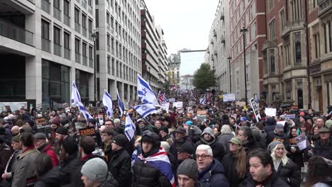 Die-Kundgebung-Gegen-Antisemitismus-Läuft-In-Der-Nähe-Des-Standes-In-London,-Großbritannien