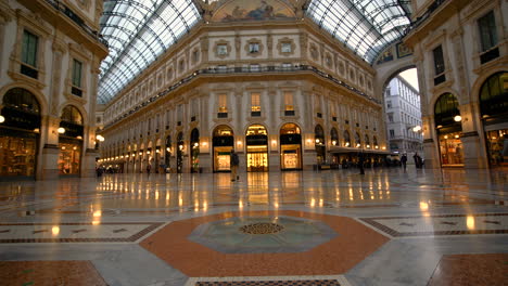 Galerie-Vittorio-Emanuele-Ii-In-Mailand