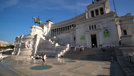 El-Altar-De-La-Patria-En-Roma,-Italia.