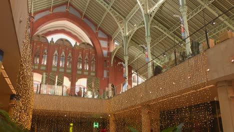 Mercat-de-Colón-Christmas-Interior-Decor-In-The-City-Of-Valencia,-Spain