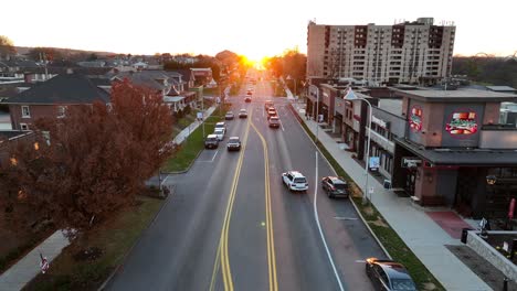 Chocolate-Avenue-in-downtown-Hershey,-PA-at-sunset