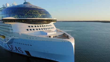 World's-biggest-cruise-ship-ICON-OF-THE-SEAS-during-second-sea-trials-in-Finnish-archipelago-at-sunrise