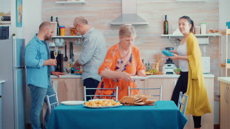 Juego-De-Mesa-Para-Cenar-En-Familia