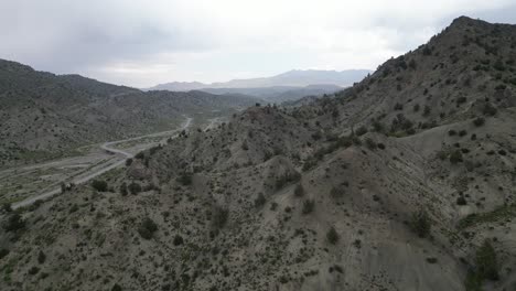 En-Los-Picos-De-Paktia