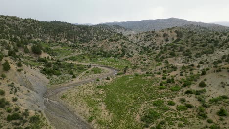 El-Encanto-De-La-Ladera-Del-Arroyo