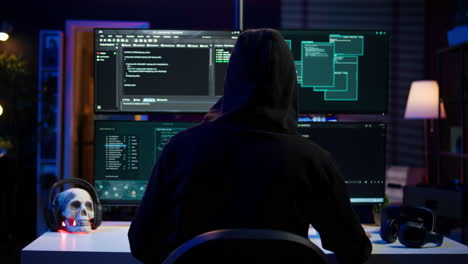 Hacker-Codierung,-Entwicklung-Von-Zero-Day-Exploits,-Die-Von-Antivirenprogrammen-Nicht-Erkannt-Werden