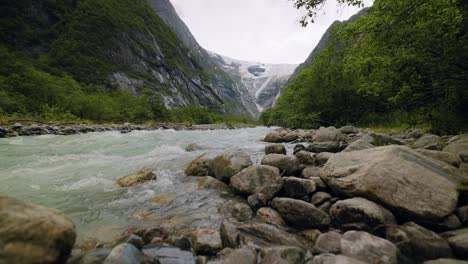 Gletscher-Kjenndalsbreen-Schöne-Natur-Norwegen-Naturlandschaft.