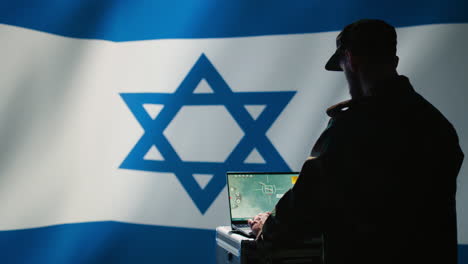 Iran-IDF-army-operator-uses-software-on-laptop-to-communicate-information