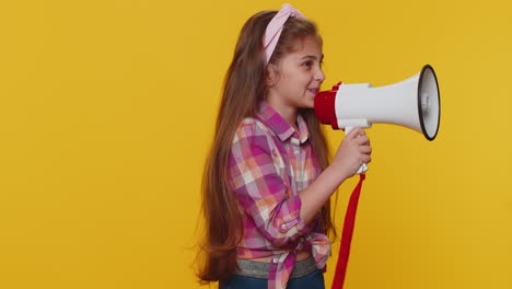 Preteen-child-girl-kid-talking-with-megaphone,-proclaiming-news,-loudly-announcing-advertisement