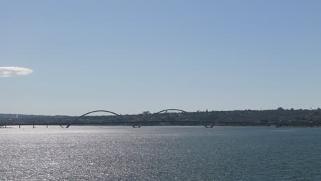 Puente-JK-Sobre-El-Lago-Paranoá-En-Brasilia