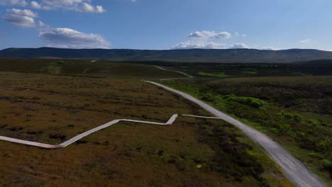 Geoparque-De-Los-Lagos-De-Cuilcagh,-Condado-De-Fermanagh,-Irlanda-Del-Norte,-Junio-De-2023